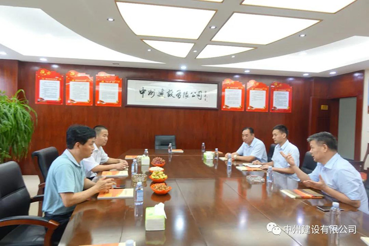 长垣市委常委、常务副市长刘文君到万向娱乐登录有限公司调研指导工作