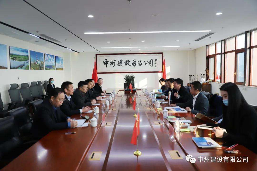 大唐河南清洁能源有限责任公司总经理王永民、金风科技集团国内营销中心副总经理韩明刚一行到我司参观考察